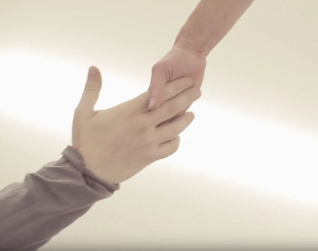 WHO’S HOLDING WHO – CONTEMPORARY DANCE PERFORMANCE – VIDEO